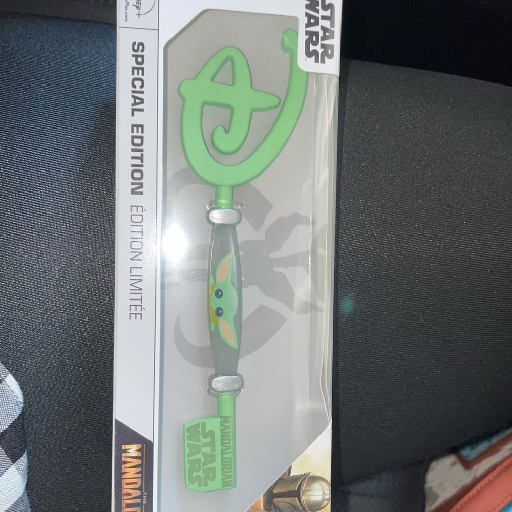 Baby yoda collectible key